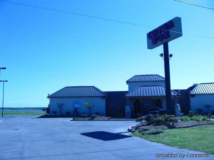 Days Inn Gun Barrel City Esterno foto